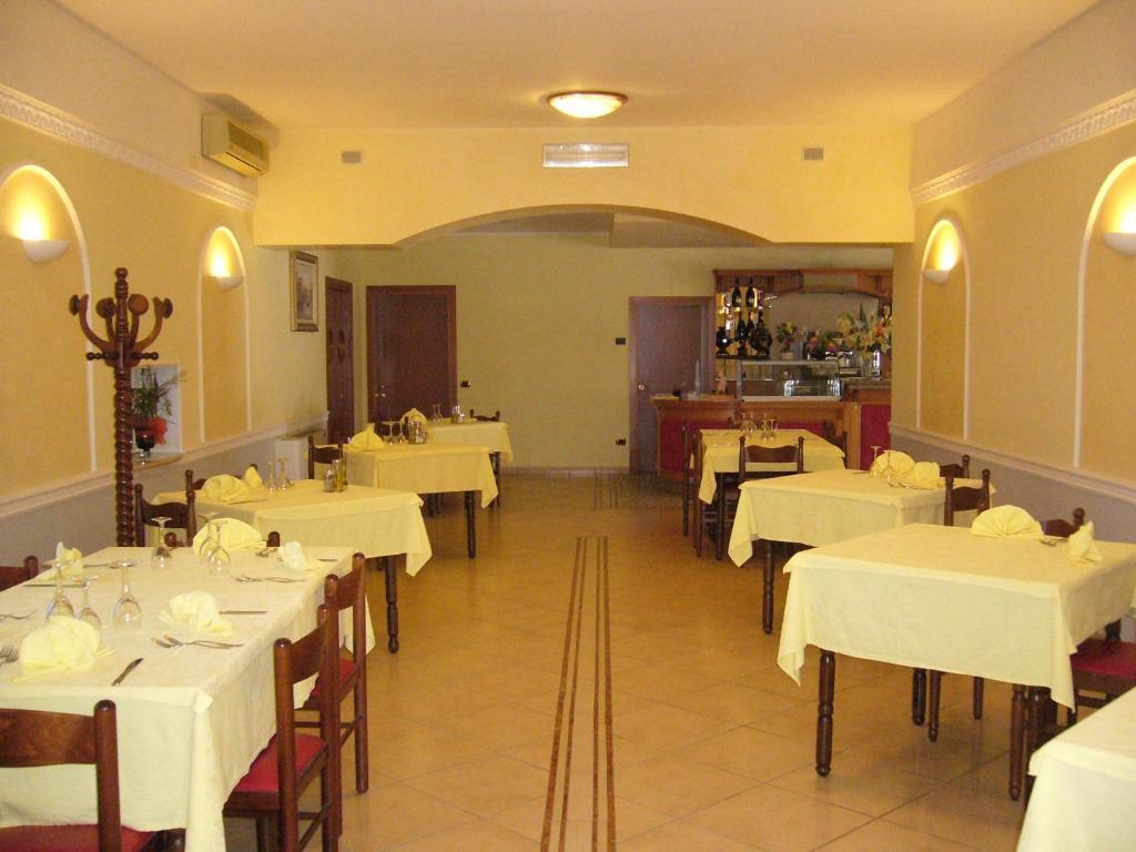 Locanda Zabotto Hotel Campagna Lupia Bagian luar foto