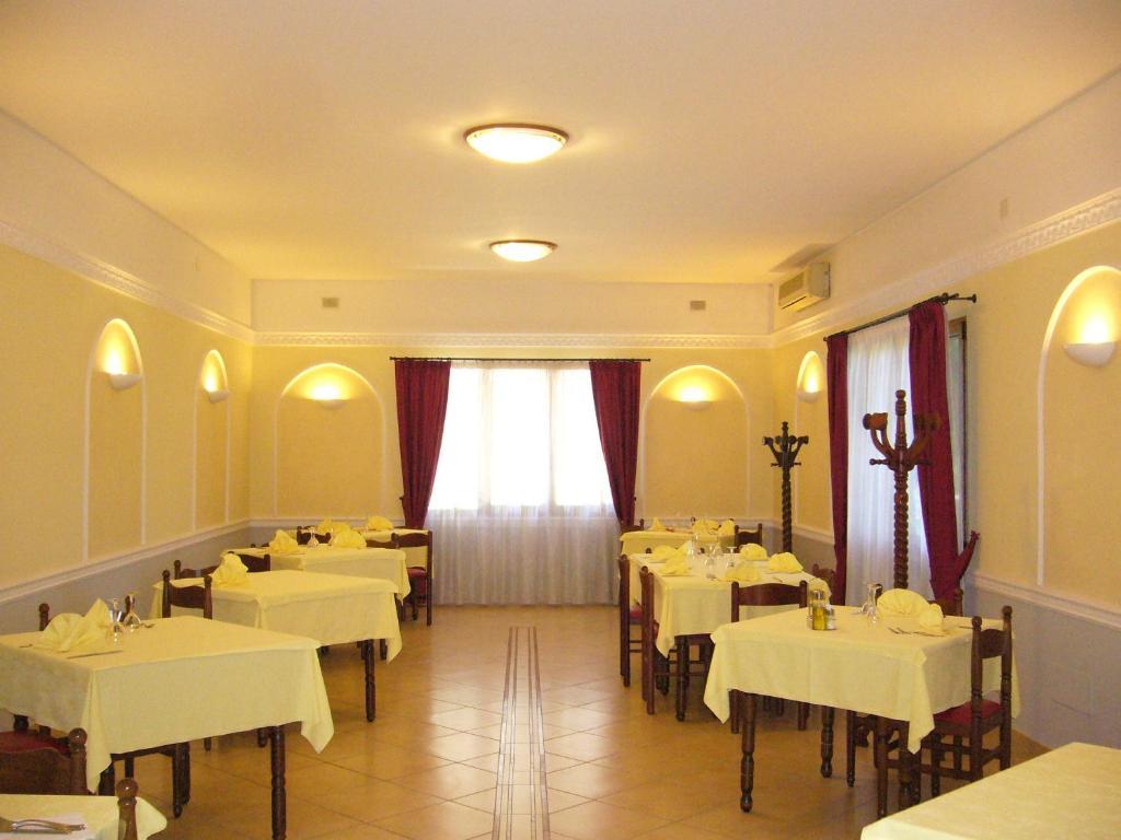 Locanda Zabotto Campagna Lupia Bagian luar foto